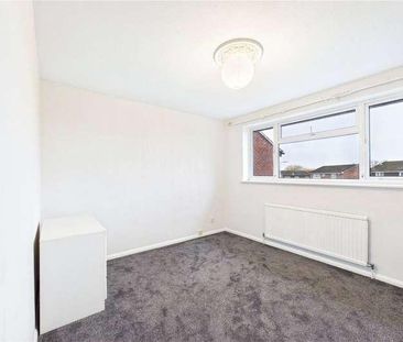 Hawkesbury Drive, Calcot, Reading, Berkshire, RG31 - Photo 5