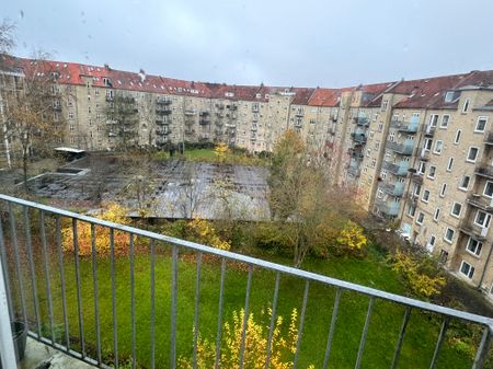 Stor lejlighed med altan på Frederiksbjerg - Foto 5