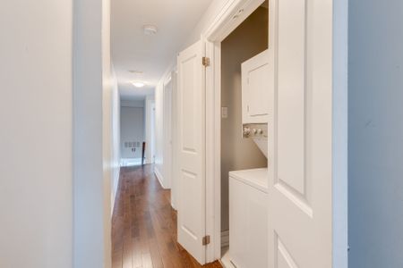 For Lease - 412 Wellesley Street Unit# Upper, Toronto, Ontario - Photo 3