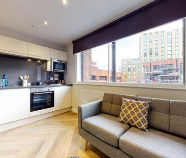 Studio to rent - Photo 1