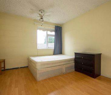 4 bedroom apartment to rent - Photo 6