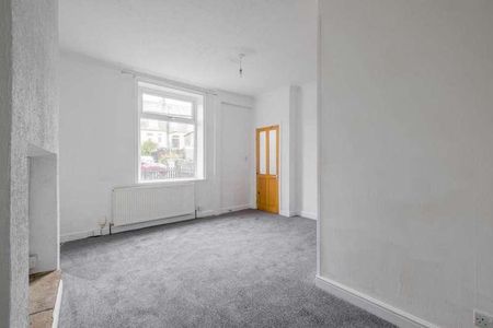 Broomfield Road, Marsh, Huddersfield, HD1 - Photo 5