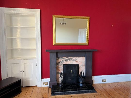 3 bedroom flat to rent - Photo 1