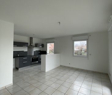 Location Appartement 3 pièces 65m² BOURG LES VALENCE 26500 - Photo 3