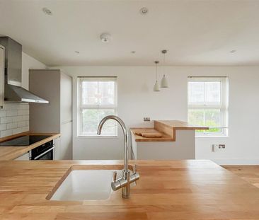 Castle Hill Road, Hastings, TN34 3RA - Photo 6