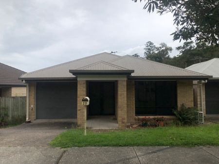 4 Bedroom Family Home! - Photo 5