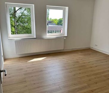 Helle, sanierte 2-Zimmer Wohnung ab dem 01.06.2025 zu vermieten - Photo 1