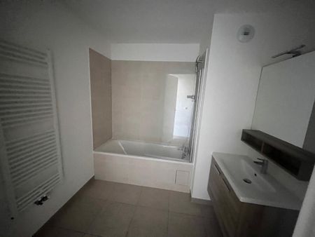 location Appartement T3 DE 68.8m² À BOBIGNY - Photo 4