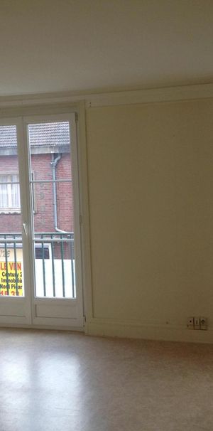 Location Appartement 3 pièces 65m² BEAUVAIS 60000 - Photo 2
