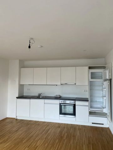 Schöne Zwei-Zimmer-Wohnung mit Balkon - Photo 3