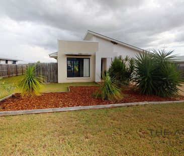 Low-Set Home! - Photo 4