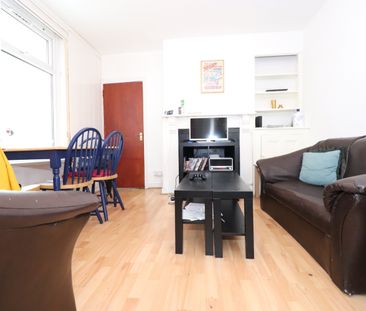 Whitchurch Road, Heath - Photo 1