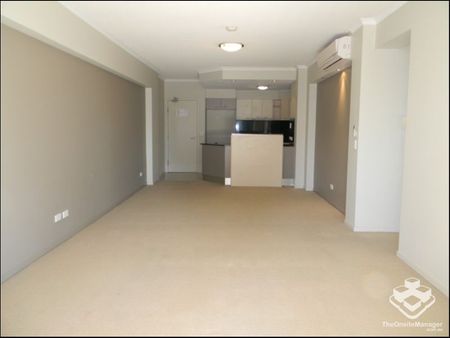 Spacious Pet Friendly unit for rent - Photo 4