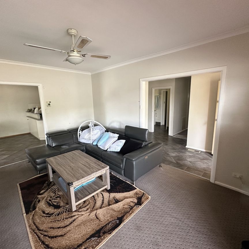 46 Field Street, SHEPPARTON VIC 3630 - Photo 1