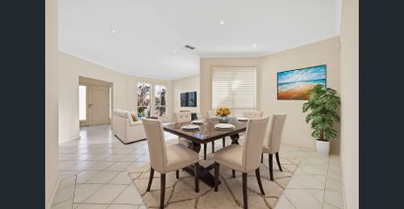 Designed for Families Who Want Space - Photo 3