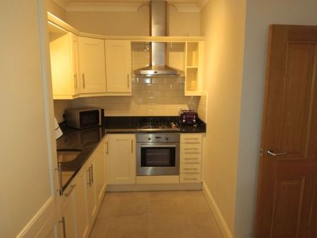 Apartment to rent in Dublin, Malahide, Broomfield - Photo 3