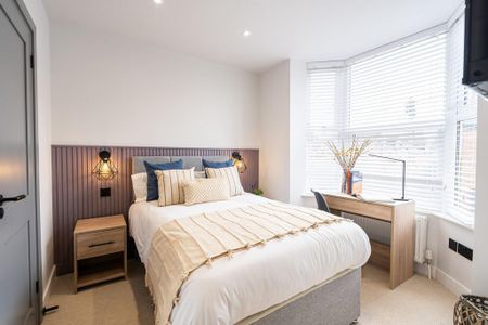 6 bedroom house to rent - Photo 3