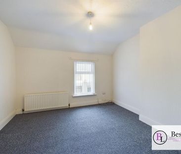 7 Herbert Avenue, BT401NL, Larne - Photo 3