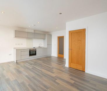 2 bedroom apartment to rent - Photo 6