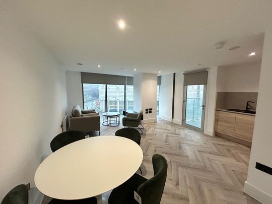 2 bedroom flat to rent - Photo 1