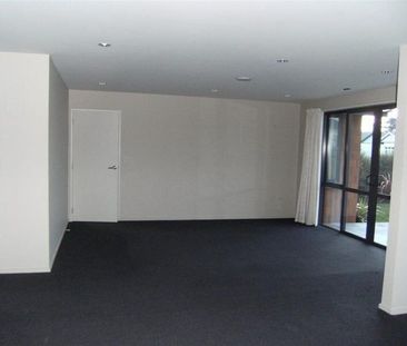 Georgetown, 3 bedrooms, $595 pw - Photo 5