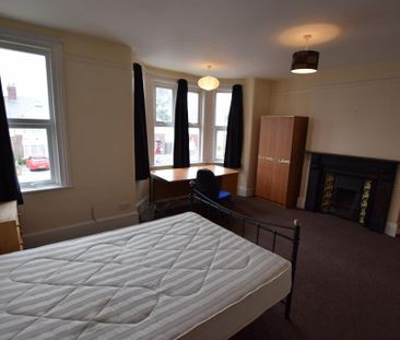 5 bedroom semi-detached house to rent - Photo 5