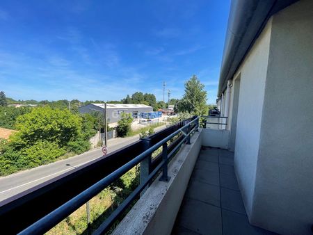 Location Appartement 2 pièces 42m² - Photo 4
