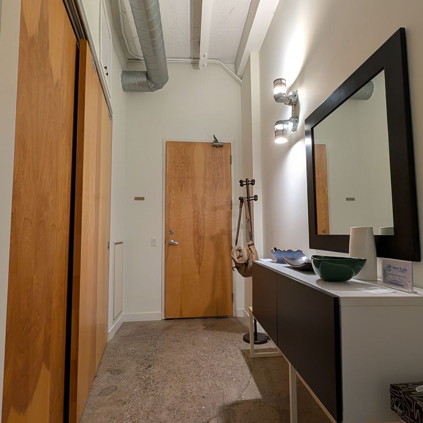 For Lease - 155 Dalhousie Street Unit# 831, Toronto, Ontario - Photo 1