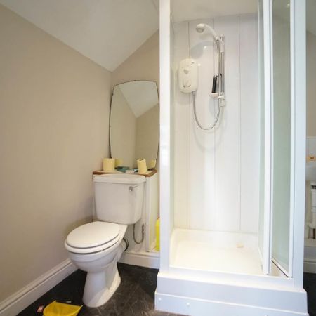 Flat D, 364 High Street - Photo 3