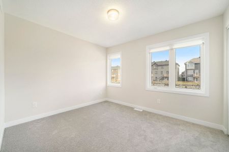 For Lease - 684 Expansion Road, Barrhaven, Ontario - Photo 4