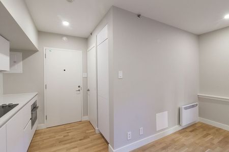 3455 Aylmer - Photo 5