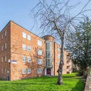 Valentine Court, Forest Hill, SE23 - Photo 3