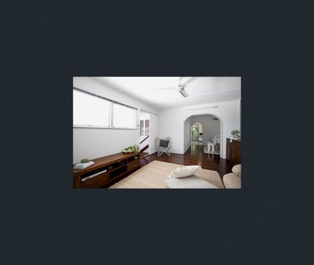 Spacious Home in Prime South Mackay - Photo 2