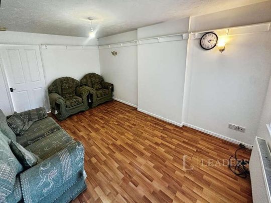 Midvale Avenue, Sheffield, S6 - Photo 1