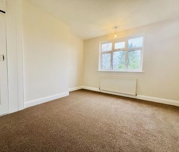 4 bedroom semi-detached house to rent - Photo 1