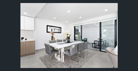 Architectural Elegance Meets Modern Luxury - Photo 3