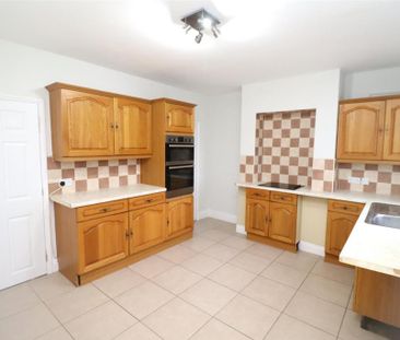 2 bedroom terraced house to rent - Photo 5