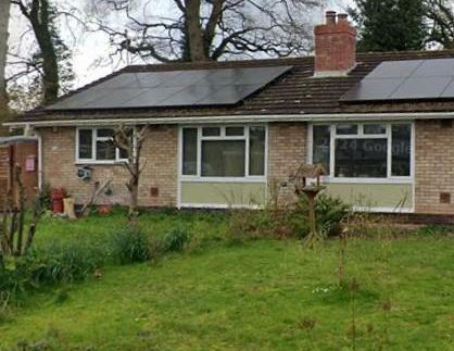 2 bedroom semi-detached bungalow to rent - Photo 1