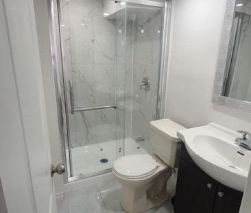 For Lease - 17 Joseph Street, Brampton, Ontario - Photo 4