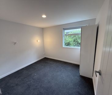 Luxury Coastal Living with Generational Flexibility Ã¢€“ 18 Zita Av... - Photo 6