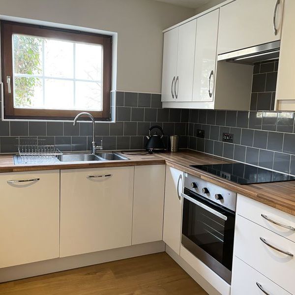 2 bedroom apartment to rent - Photo 1