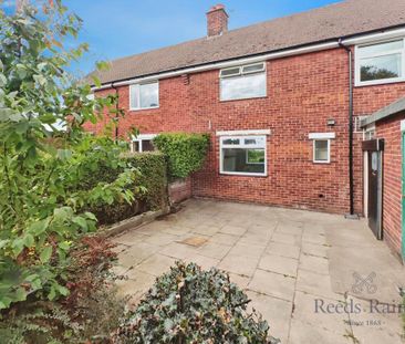 3 bedroom semi-detached house to rent - Photo 5