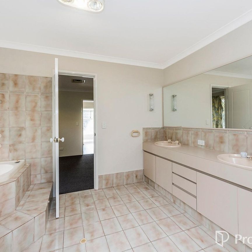 Big Bold & Beautiful Spacious Living At Its Best!!! - Photo 1