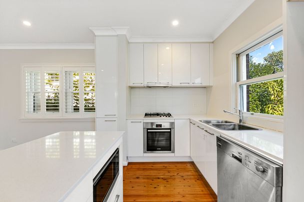 West Ryde - Photo 1