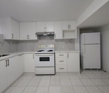 For Lease - 27 Macklingate Court, Toronto, Ontario - Photo 6