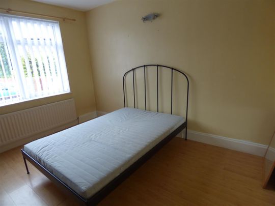 2 bed flat to rent in Cornel Road, High Heaton, NE7 - Photo 1