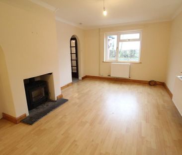 2 bedroom semi-detached house to rent - Photo 4