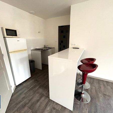 Location Appartement 1 pièce 34m² ST ETIENNE 42000 - Photo 3