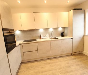 2 bedroom flat to rent - Photo 6