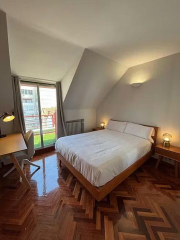 Calle de Santa Cruz de Marcenado, Madrid, Community of Madrid 28015 - Photo 4